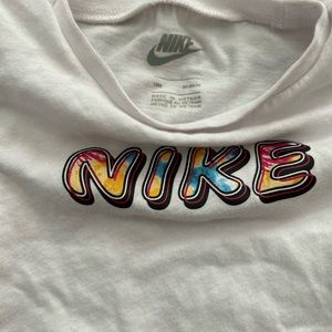 Nike tshirt